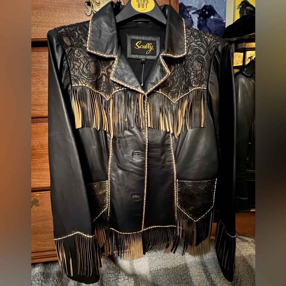 Scully Women’s Stitching Tooled Fringe western leather jacket - Picture 3 of 7
